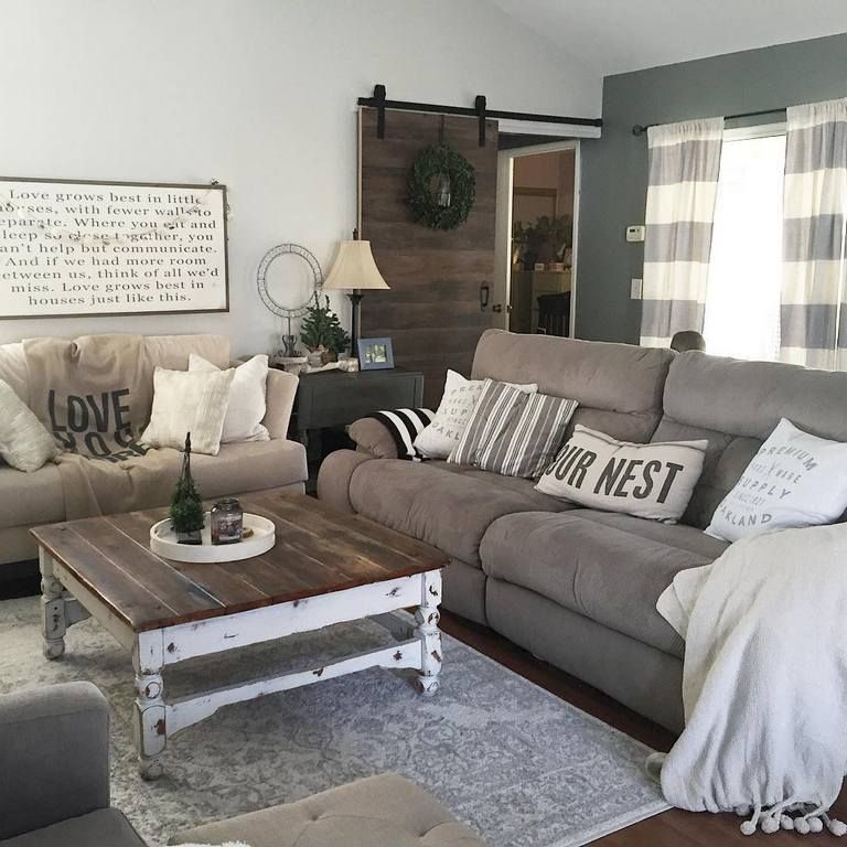 traditional farmhouse decor style