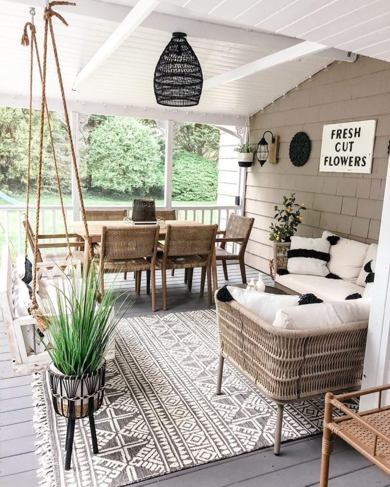 3 Popular Farmhouse Outdoor Decor Ideas To Refresh Your Patio 2021