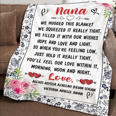 nana-blanket-with-grandkids-names-personalized-mothers-day-gifts-for-grandma