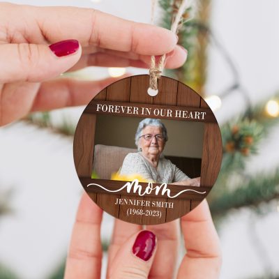 Personalized Mom Memorial Ceramic Ornament, Loss Of Mother Gifts, In Memory Of Mom Christmas Ornament