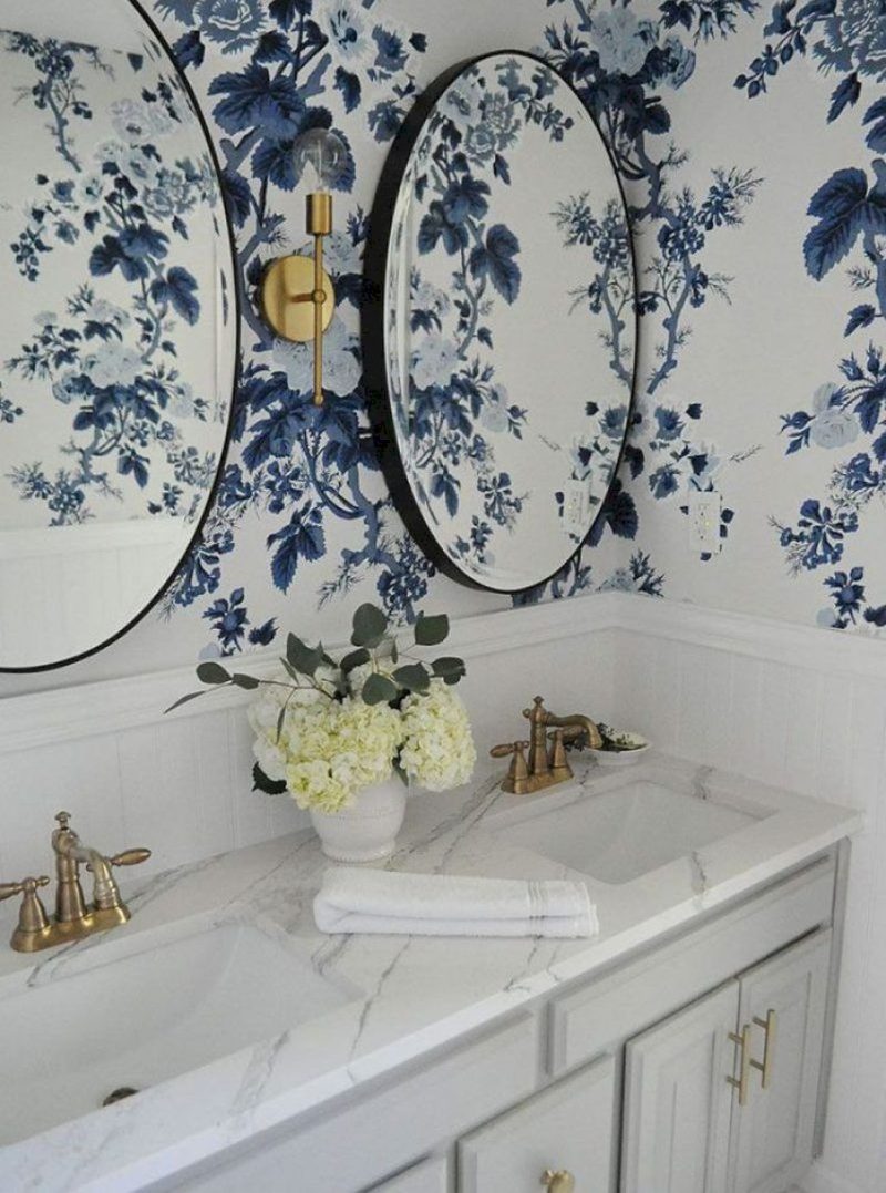 25+ Elegant Bathroom Wall Decor Ideas: Adding Sophistication To Your ...