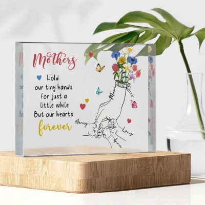 Personalized Name Mom And Kid Hands Acrylic Plaque - Custom Mother's Day Gifts From Daughter Son - Mom Plaque - Mom Birthday Gift