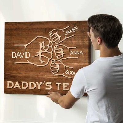 Daddy’s Team - Custom Fist Bump With Names Sign - Father's Day Sign From Kids - Dad Birthday Gift - Fist Bump Daddy Gift