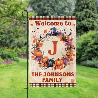 Personalized Family Farmhouse Halloween Garden Flag - Welcome House Halloween Garden Flag - Halloween Wreath Fall Outdoor Decor - Gift for Fall